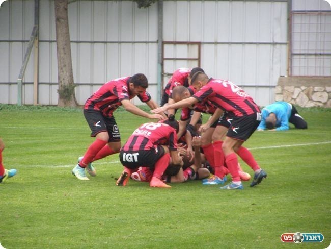 שחקני קטמון חוגגים (אמיר שיבי, BEST BALL)